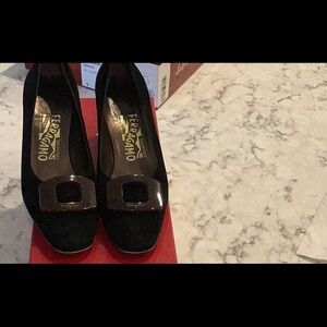 Ferragamo 6 cm black heels